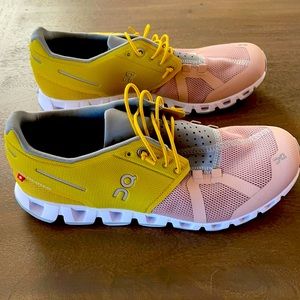 On cloud 8.5 never worn new without box pink yellow gray mauve